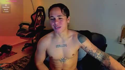 maximiliano_scoott_ online show from 03.23.26