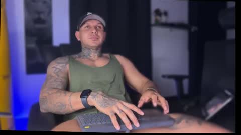 Snapshot of maximo_vega chatting on 10.11.25 Maximo online show from 10.11.25