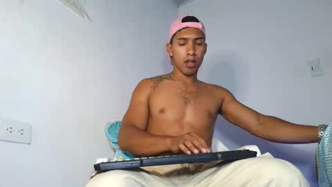 Maximo Aron Vega online show from 02.28.26