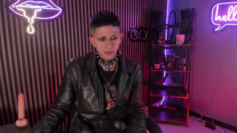 MAXIMO online show from 04.08.26