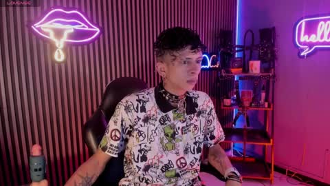 MAXIMO online show from 04.10.26