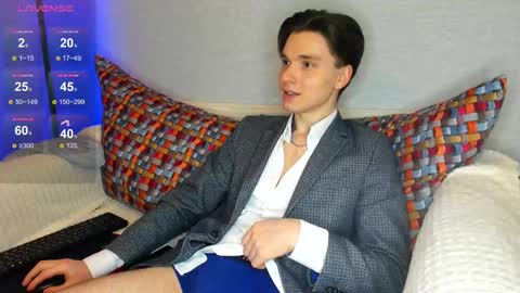 Max online show from 02.26.25