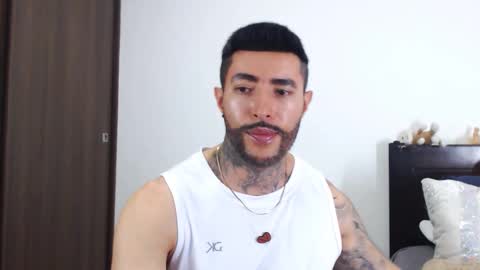 Snapshot of maximus_golden chatting on 12.10.24 Independent Model online show from 12.10.24