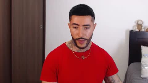Snapshot of maximus_golden chatting on 12.16.24 Independent Model online show from 12.16.24
