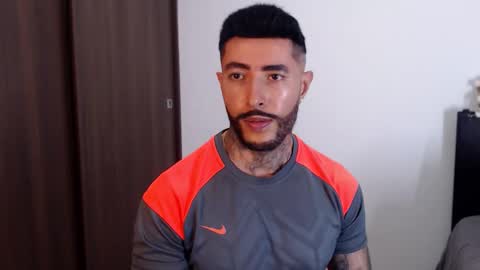 Snapshot of maximus_golden chatting on 12.19.24 Independent Model online show from 12.19.24