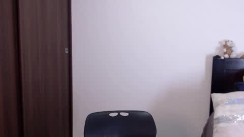 Snapshot of maximus_golden chatting on 12.20.24 Independent Model online show from 12.20.24