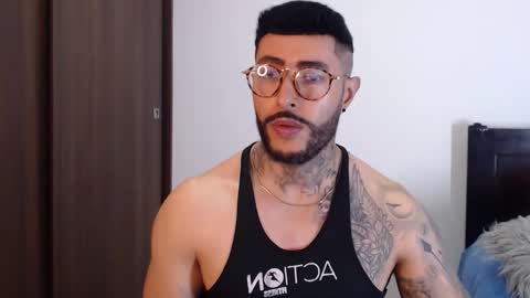 Snapshot of maximus_golden chatting on 12.26.24 Independent Model online show from 12.26.24