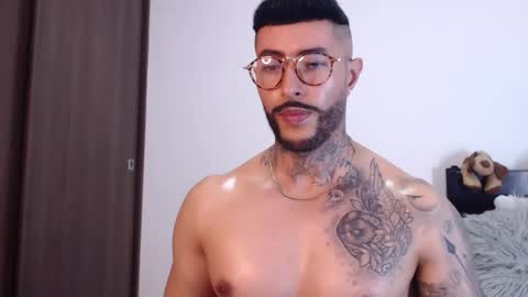 Snapshot of maximus_golden chatting on 01.13.25 Independent Model online show from 01.13.25