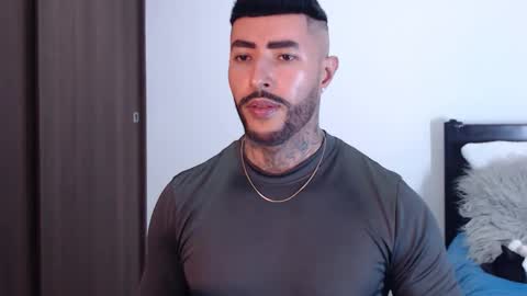 Snapshot of maximus_golden chatting on 01.23.25 Independent Model online show from 01.23.25