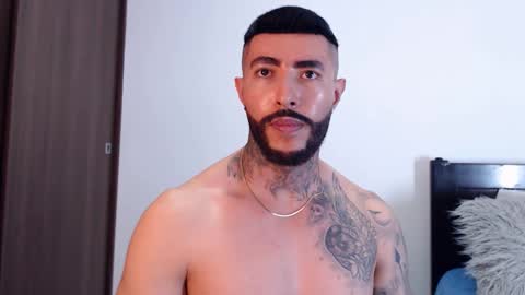 Snapshot of maximus_golden chatting on 02.08.25 Independent Model online show from 02.08.25