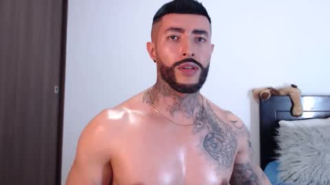 Snapshot of maximus_golden chatting on 02.12.25 Independent Model online show from 02.12.25