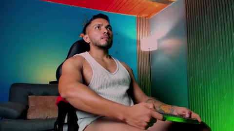 Snapshot of maximusclark chatting on 01.07.26 Maximus Clark online show from 01.07.26