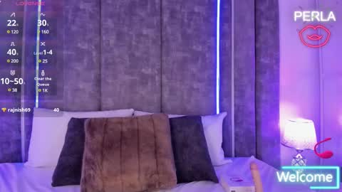 Maxi Rogers online show from 02.17.25