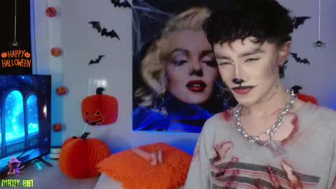 Snapshot of maxiy_001 chatting on 10.04.25 Max online show from 10.04.25