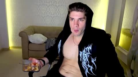 MaxKaiden online show from 06.04.26