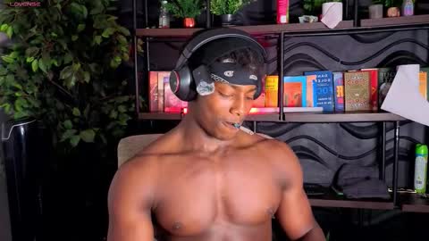 Maxmuscle10 online show from 02.01.26