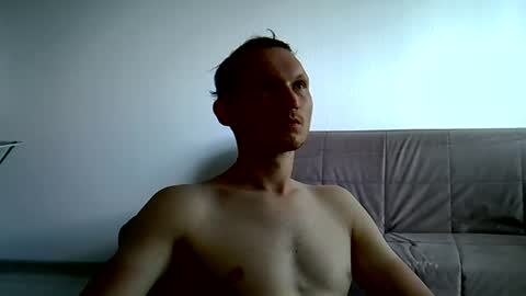 Snapshot of maxrelax90 chatting on 06.15.26 maxrelax90 online show from 06.15.26