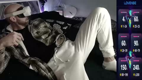 MaxRouger online show from 10.10.25