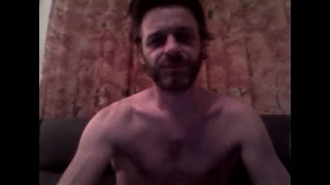 Snapshot of maxthewolf chatting on 06.03.26 MaxTheWolf online show from 06.03.26