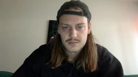 Snapshot of maxwatts95 chatting on 12.01.24 Max Watts online show from 12.01.24