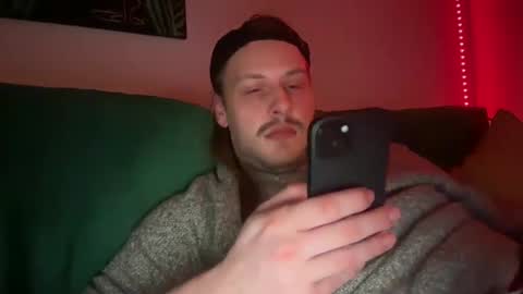 Snapshot of maxwatts95 chatting on 02.09.25 Max Watts online show from 02.09.25