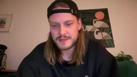 Snapshot of maxwatts95 chatting on 01.13.26 Max Watts online show from 01.13.26