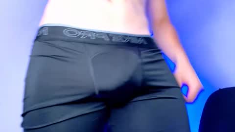 MAX online show from 10.02.25