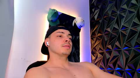 MAX online show from 11.17.25