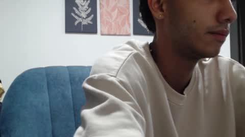 Snapshot of maxwolf18 chatting on 10.19.25 maxwolf18 online show from 10.19.25