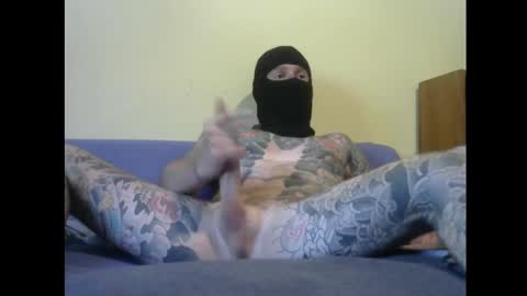 Snapshot of maxx_daily chatting on 12.08.24 maxx_daily online show from 12.08.24