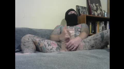 Snapshot of maxx_daily chatting on 12.20.24 maxx_daily online show from 12.20.24