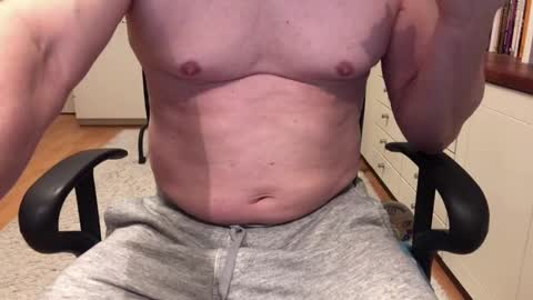 Snapshot of maxx_martin chatting on 01.21.25 Max online show from 01.21.25