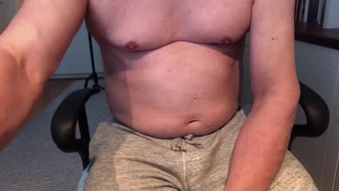 Snapshot of maxx_martin chatting on 02.05.25 Max online show from 02.05.25