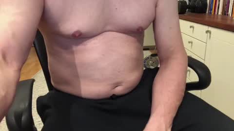 Snapshot of maxx_martin chatting on 02.21.25 Max online show from 02.21.25