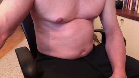 Snapshot of maxx_martin chatting on 02.21.25 Max online show from 02.21.25