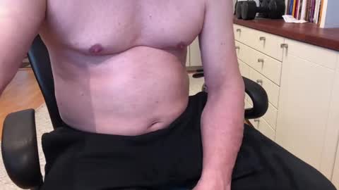 Snapshot of maxx_martin chatting on 02.27.25 Max online show from 02.27.25