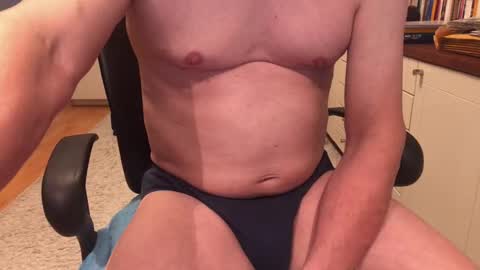 Snapshot of maxx_martin chatting on 10.09.25 Max online show from 10.09.25