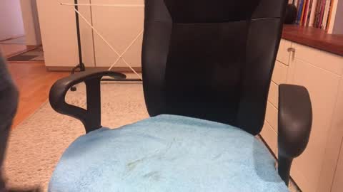 Snapshot of maxx_martin chatting on 10.27.25 Max online show from 10.27.25