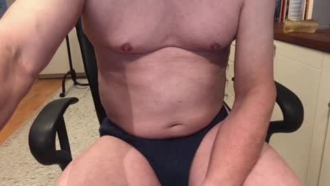 Snapshot of maxx_martin chatting on 10.31.25 Max online show from 10.31.25