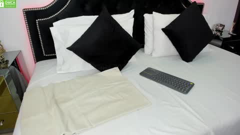 Maxxi online show from 12.30.24