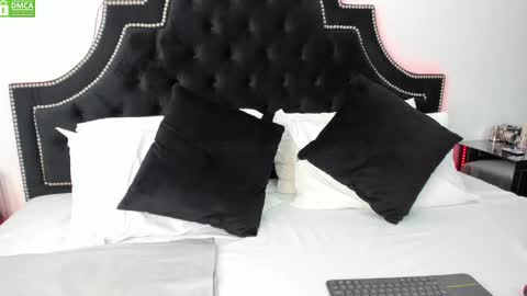 Maxxi online show from 01.21.25