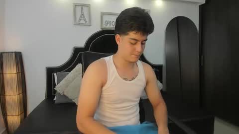 Maxxi online show from 09.26.25