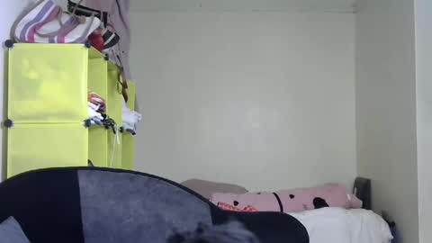 Snapshot of maxxinepetite chatting on 01.05.25 maxxinepetite online show from 01.05.25