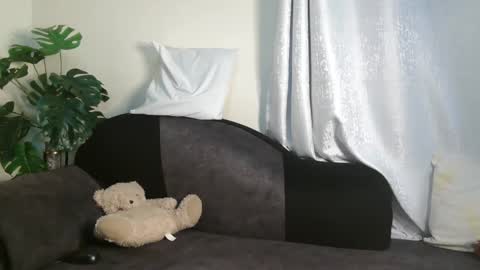 Snapshot of maxxinepetite chatting on 10.01.25 maxxinepetite online show from 10.01.25