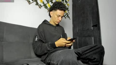 Max online show from 04.06.26