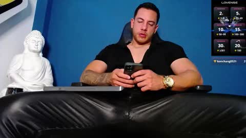 maxxxpowerful online show from 10.14.25