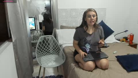 Victoria online show from 12.05.24