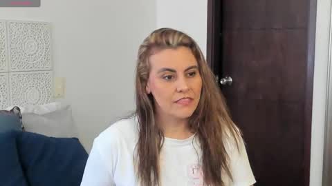 Victoria online show from 09.14.25