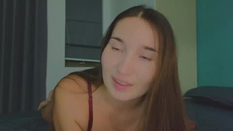 Snapshot of may_dani chatting on 05.09.26 Dani and May online show from 05.09.26
