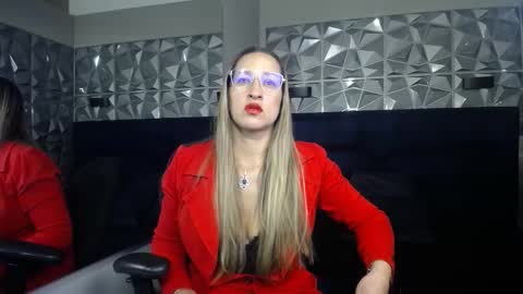 Maya online show from 10.05.25